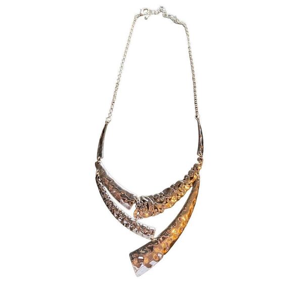 Silver geometric necklace with two stretch bracelets - Picture 2 of 8